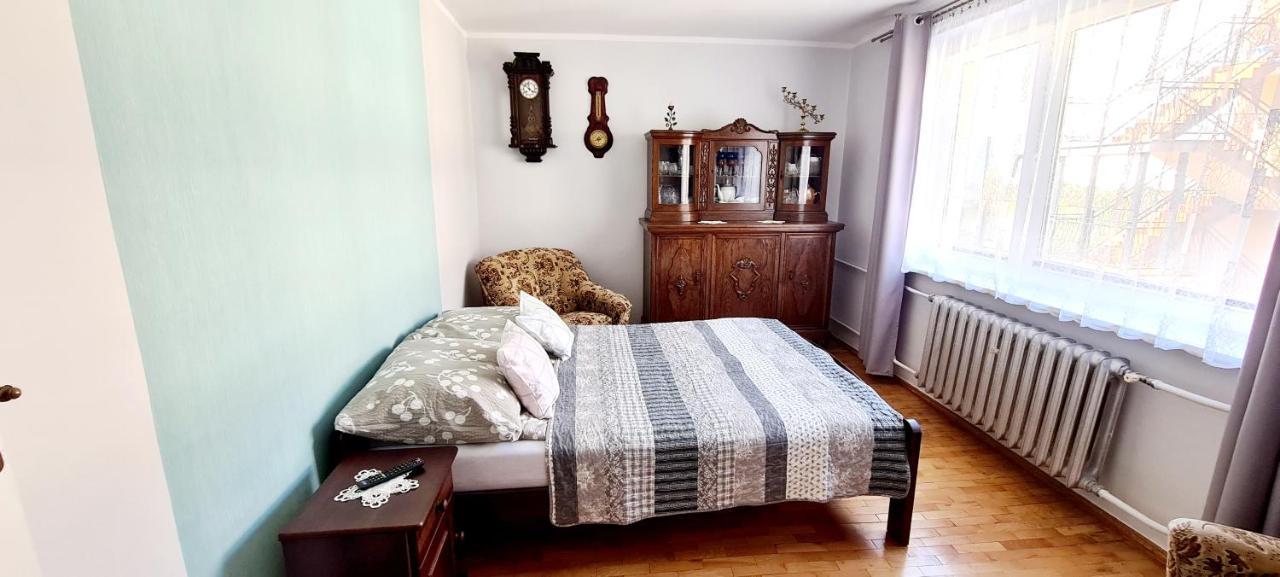 Moris 2 Pokoje Goscinne Леба Номер фото